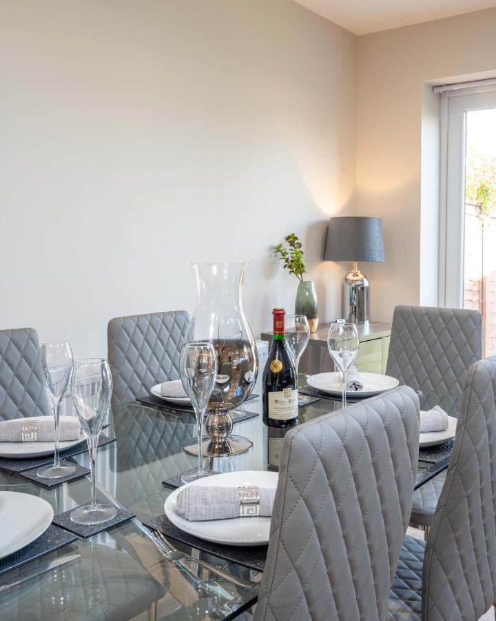 The Oaklands - Luxury Spacious 6-Bed, Near Solihull, Birmingham City, Jlr, Nec, Airport, Resorts World, Hs2 Dış mekan fotoğraf