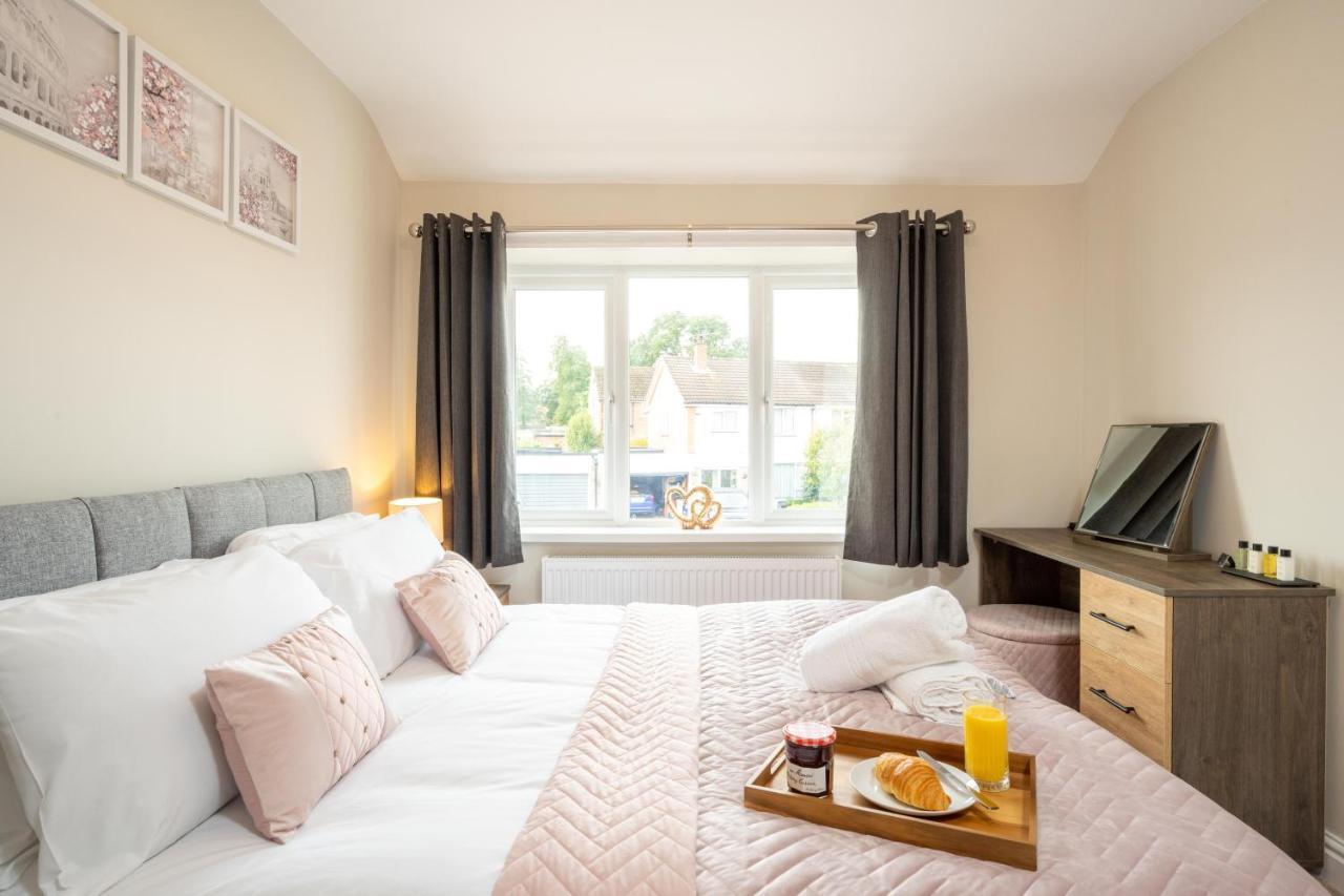 The Oaklands - Luxury Spacious 6-Bed, Near Solihull, Birmingham City, Jlr, Nec, Airport, Resorts World, Hs2 Dış mekan fotoğraf