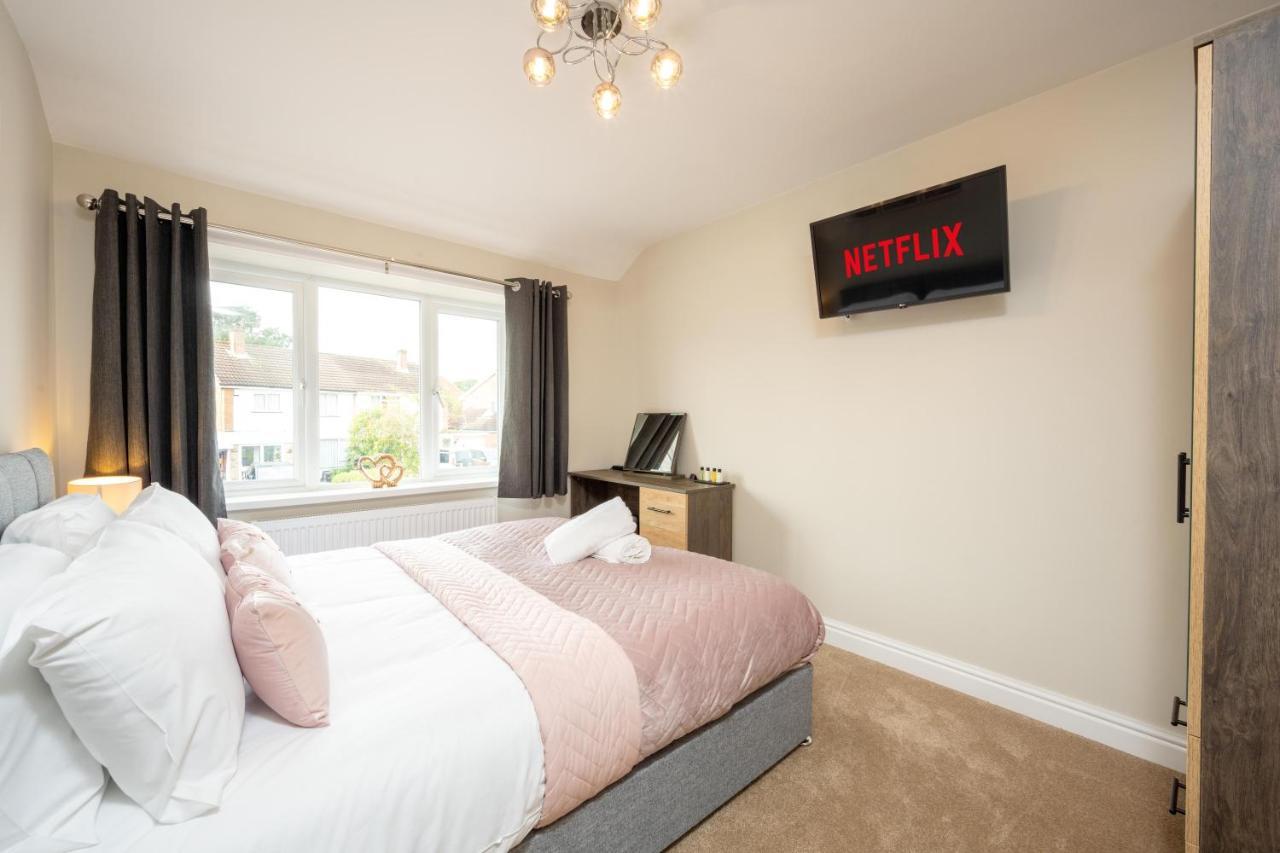 The Oaklands - Luxury Spacious 6-Bed, Near Solihull, Birmingham City, Jlr, Nec, Airport, Resorts World, Hs2 Dış mekan fotoğraf