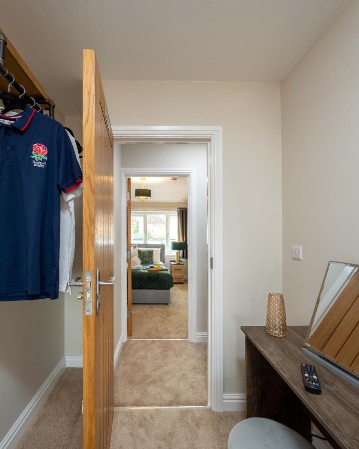 The Oaklands - Luxury Spacious 6-Bed, Near Solihull, Birmingham City, Jlr, Nec, Airport, Resorts World, Hs2 Dış mekan fotoğraf